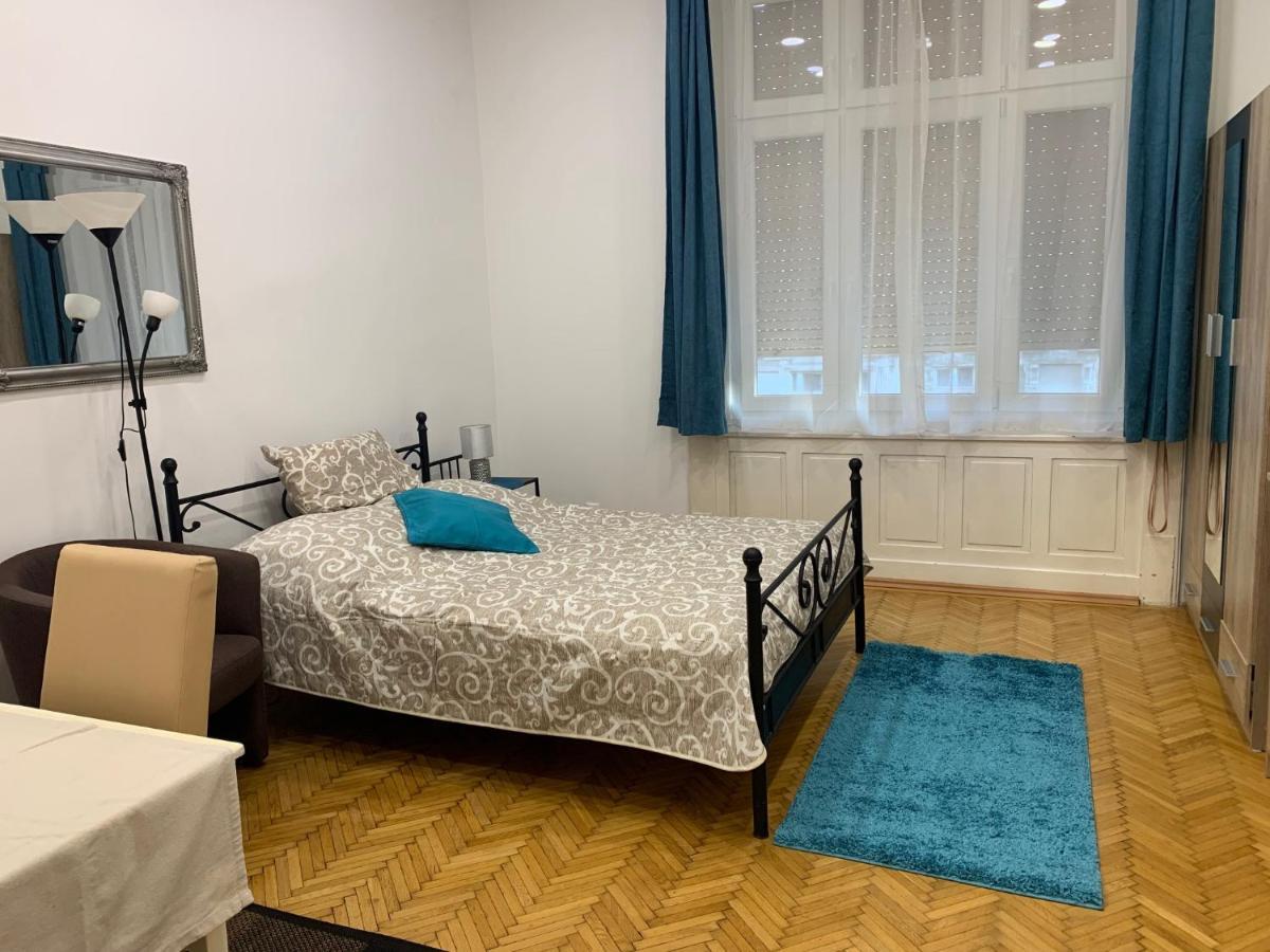 Mester4 Apartman Near To The Danube Будапеща Екстериор снимка